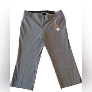NWT Lane Bryant Striped Grey and White Cropped Pants Size 18